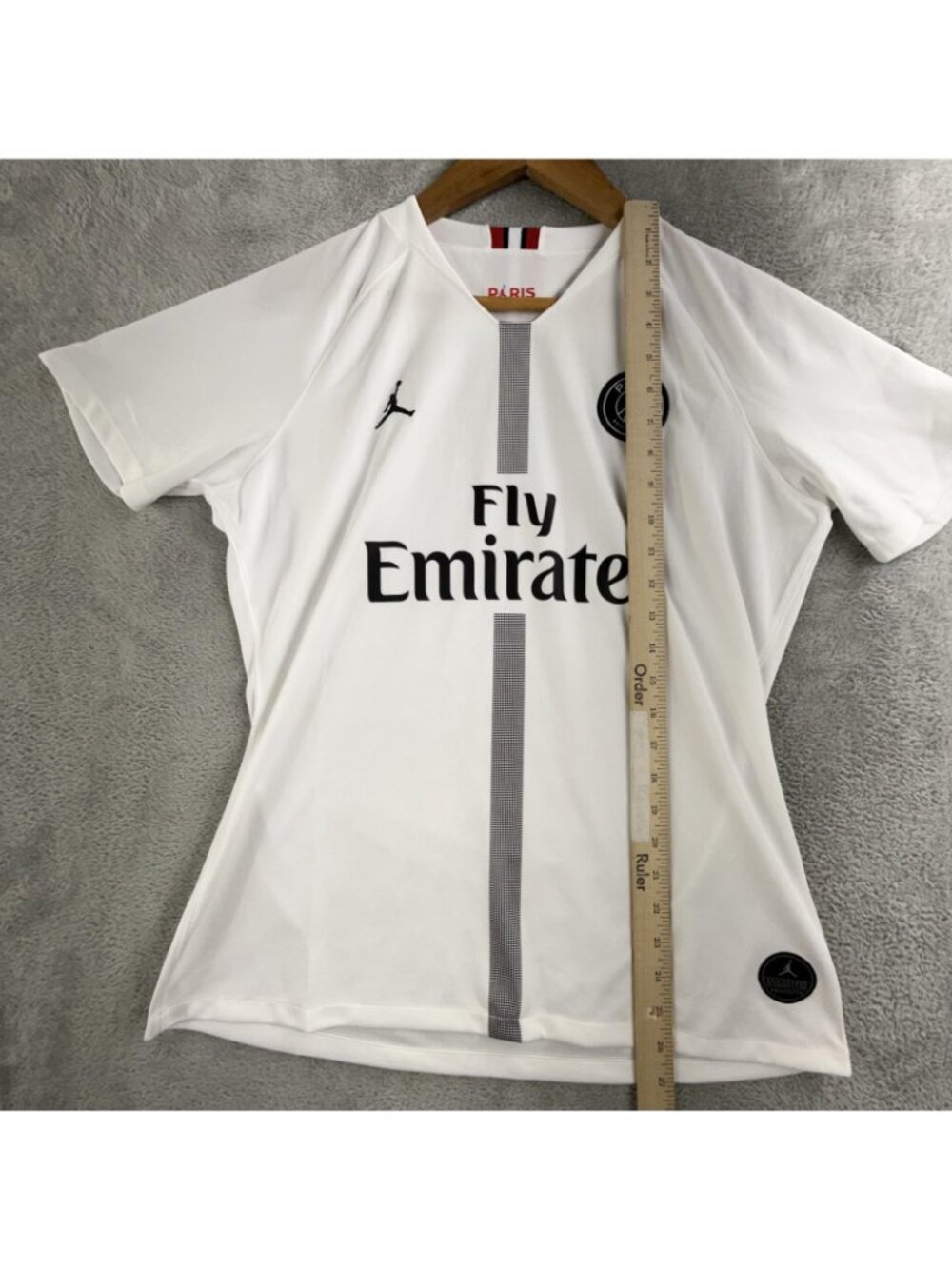Paris Saint-Germain Jersey Mens Large White Soccer Nike Jordan Fly Emirates - Picture 9 of 12